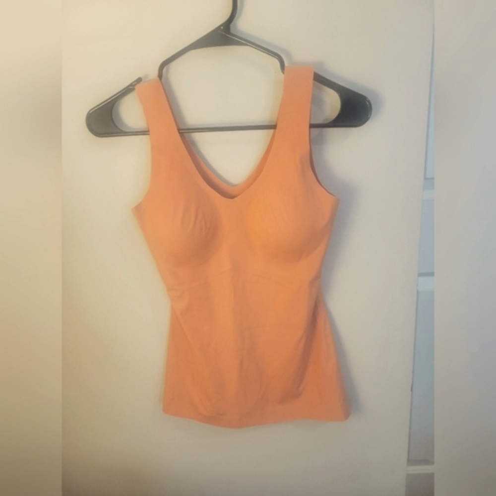 Knix LuxeLift Tank in pink ginger